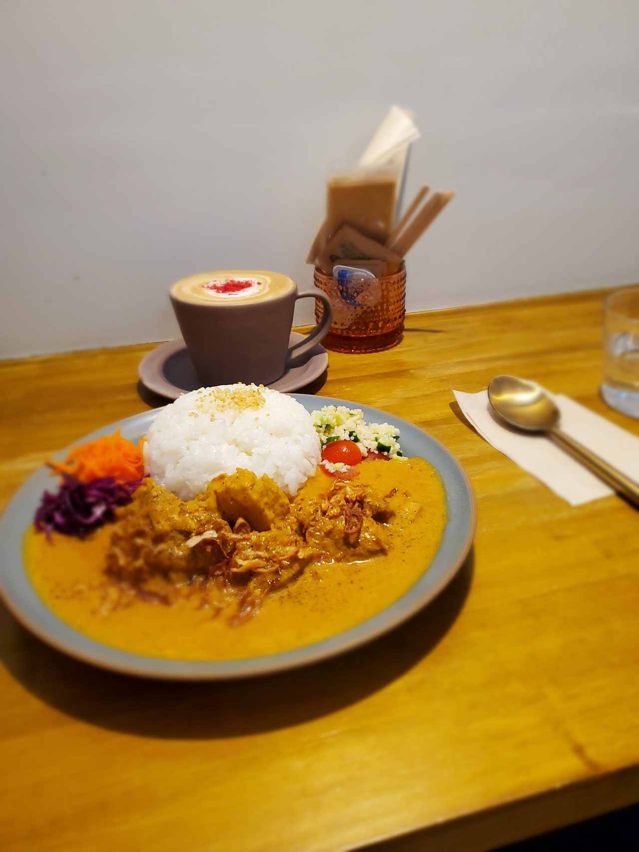 PROPS. cafeのチキンカレー