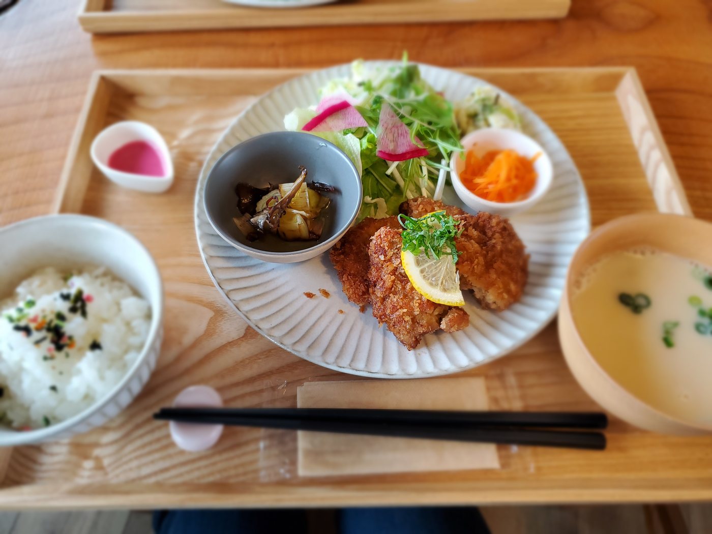 MIRAHUG cafeのランチプレート